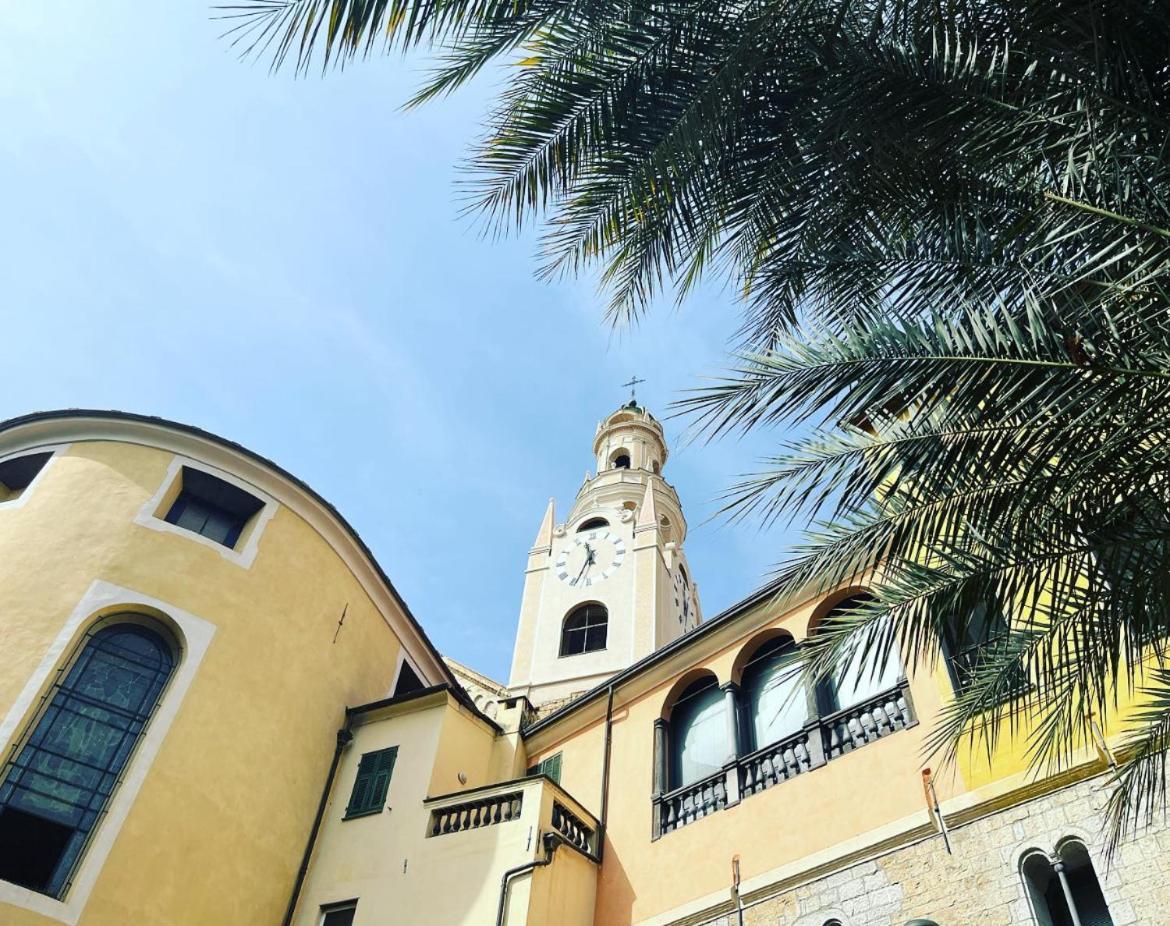 Ampio Appartamento Centrale Sanremo Bagian luar foto